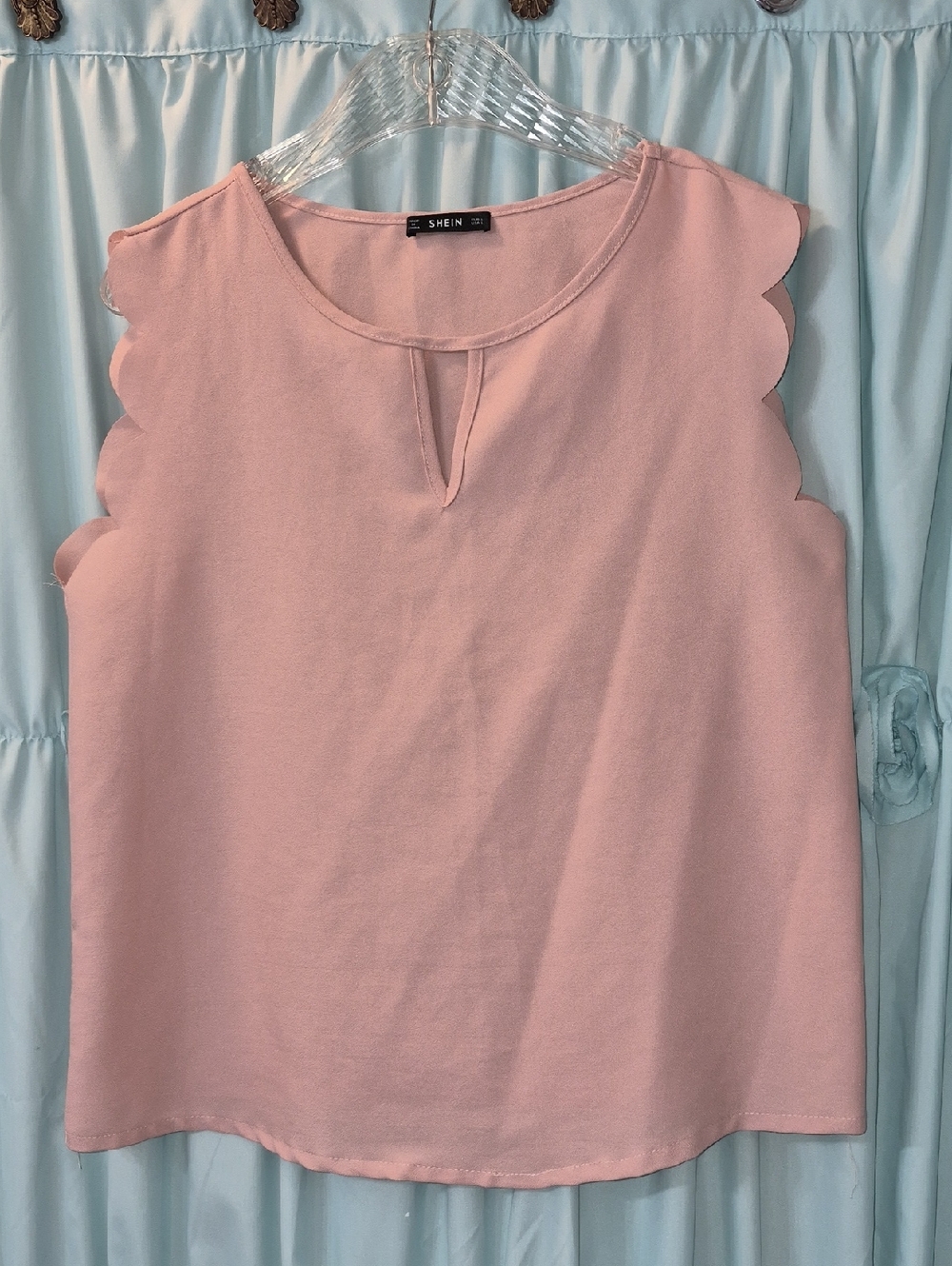 SHEIN Pink Scalloped Cut sleeveless Peekaboo Top Sz L